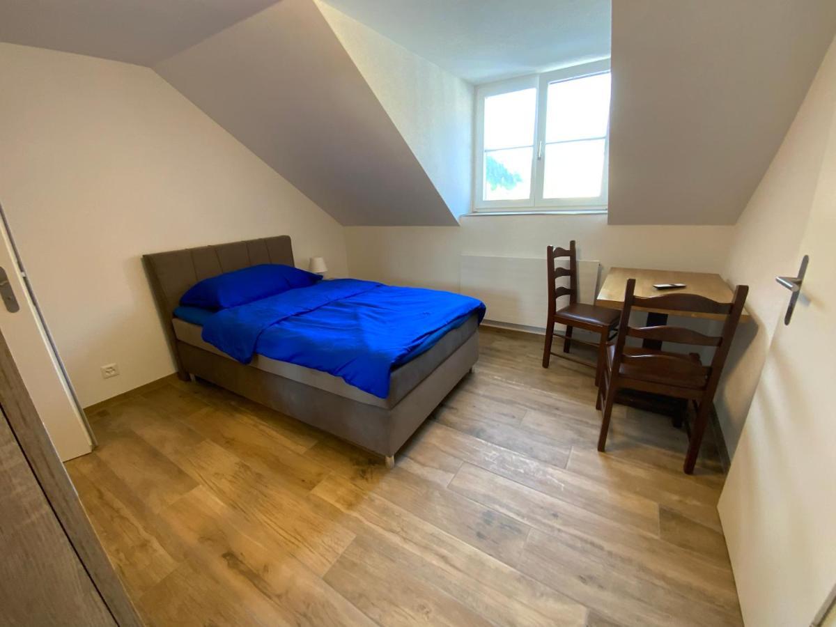 Hotel Gasthof Engel Kleinlutzel エクステリア 写真