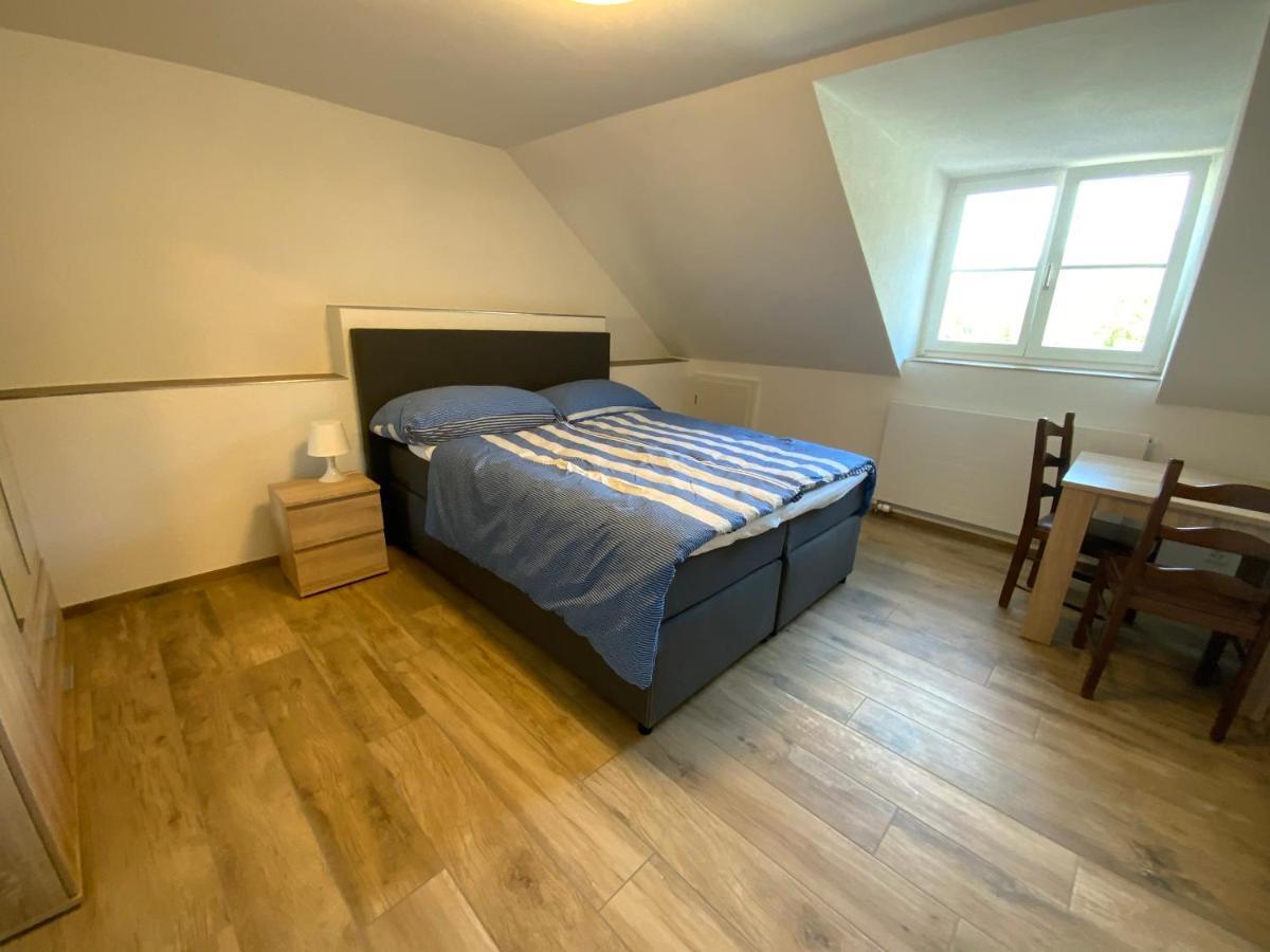 Hotel Gasthof Engel Kleinlutzel エクステリア 写真